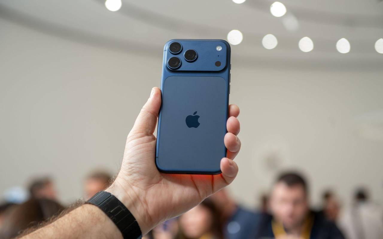 Das Apple iPhone Pro 17 im Apple-Hauptquartier