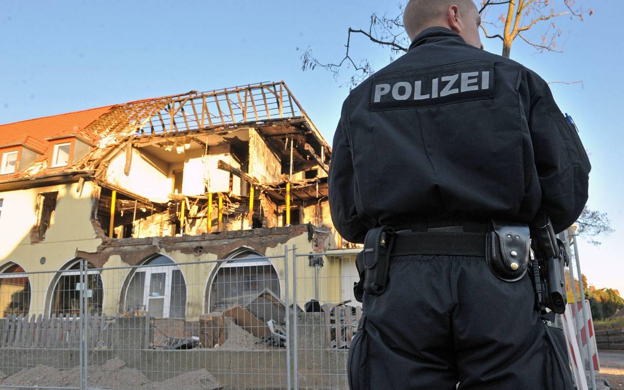 Neonazi-Zelle\ Verfassungsschutz weist Vorwürfe zurück