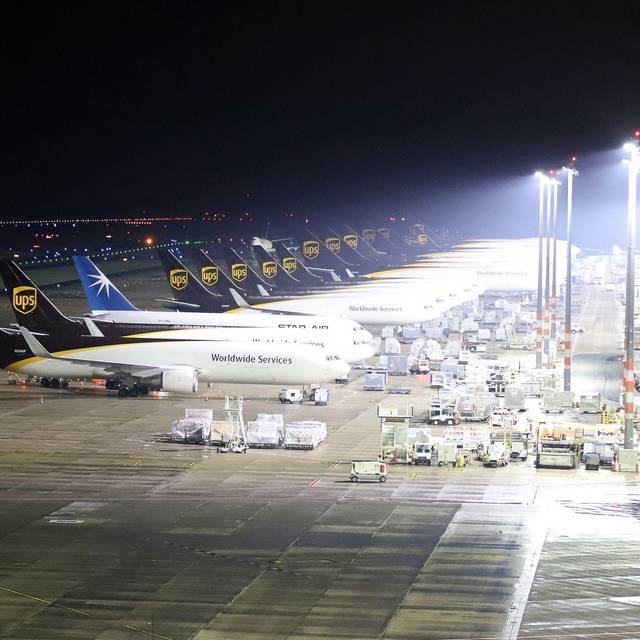 Blitzeis legt Flugbetrieb in Köln/Bonn für 45 Minuten lahm