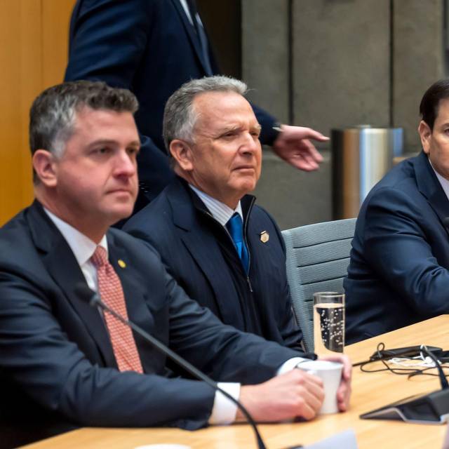 Ukraine-Krieg - Treffen in Genf zu US-Friedensplan