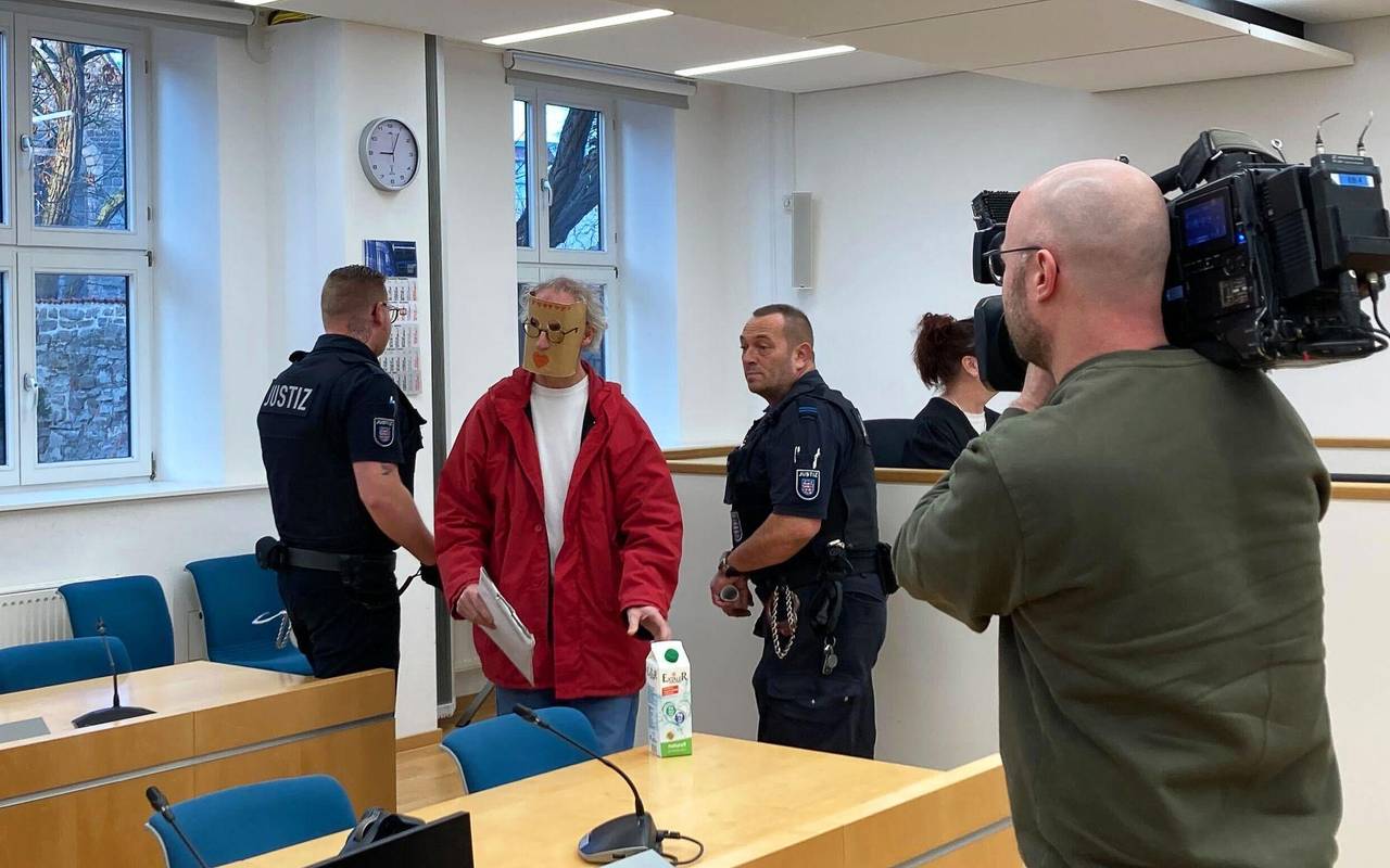 Prozessauftakt um mutmaßliche Geiselnahme in Erfurt