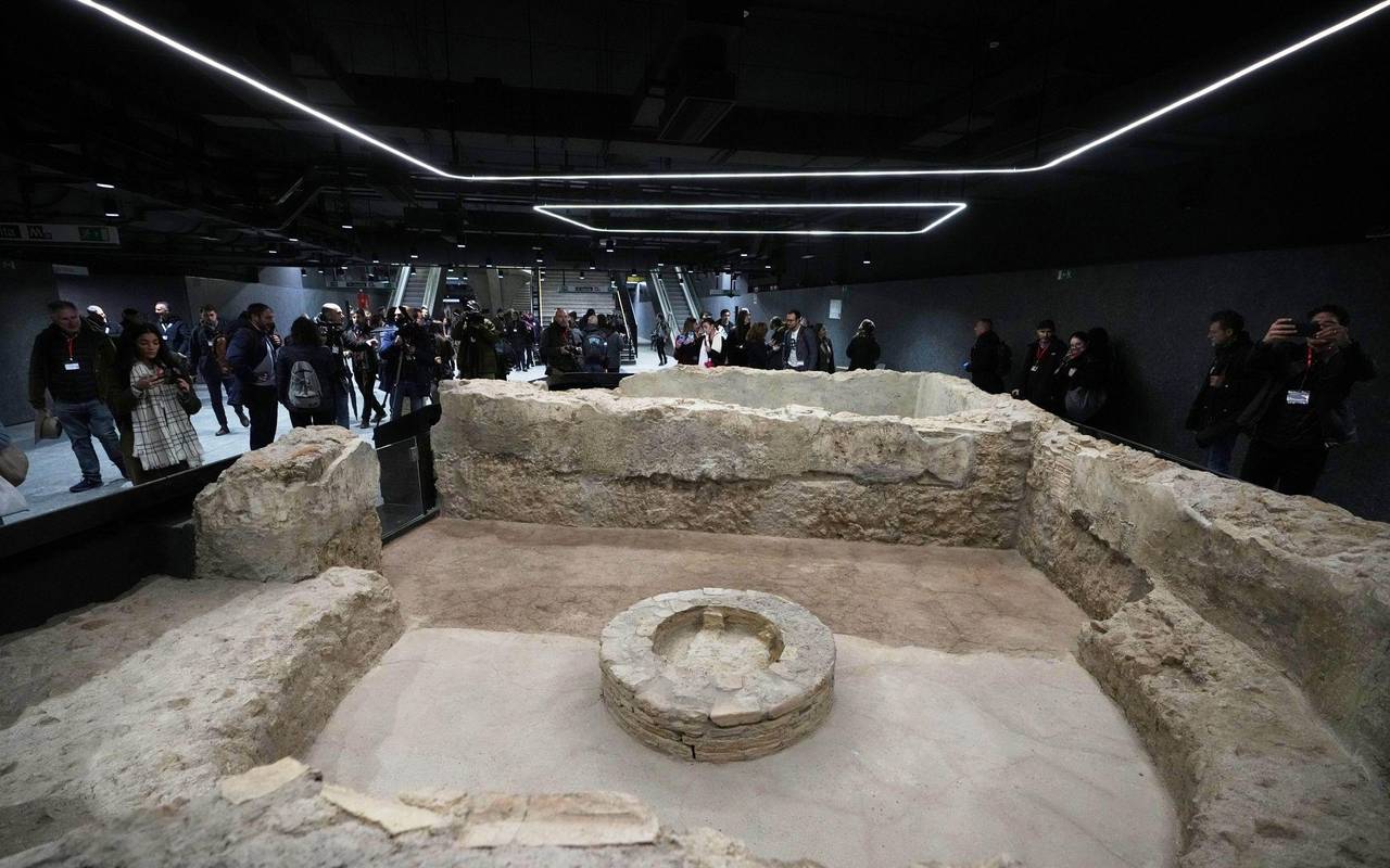 Neue Kolosseum U-Bahn-Station