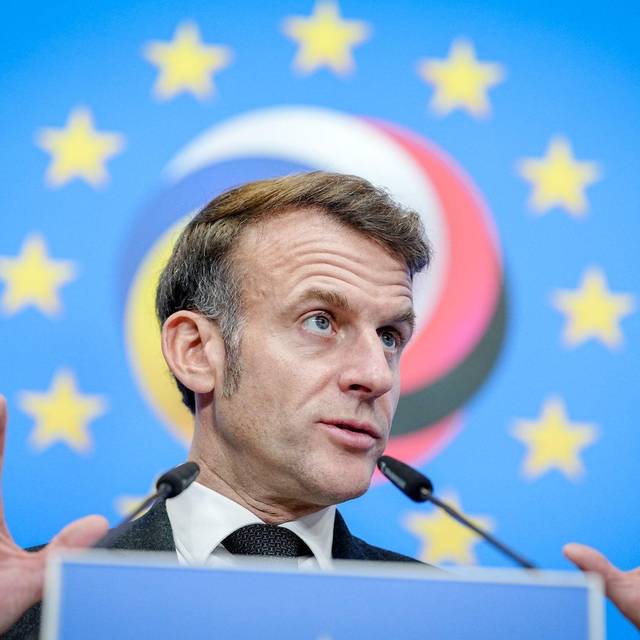 Macron geht Facebook wegen Fake-Video heftig an