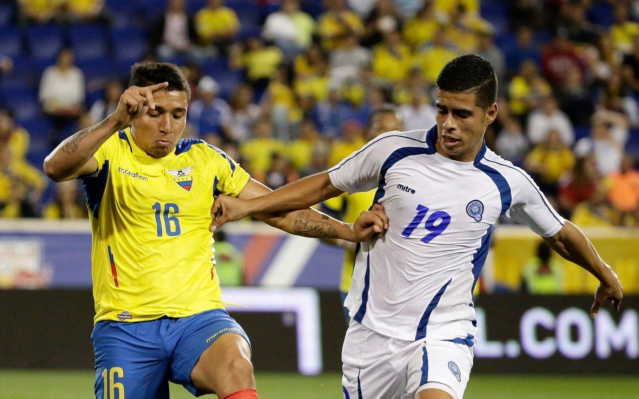 El Salvador vs Ecuador