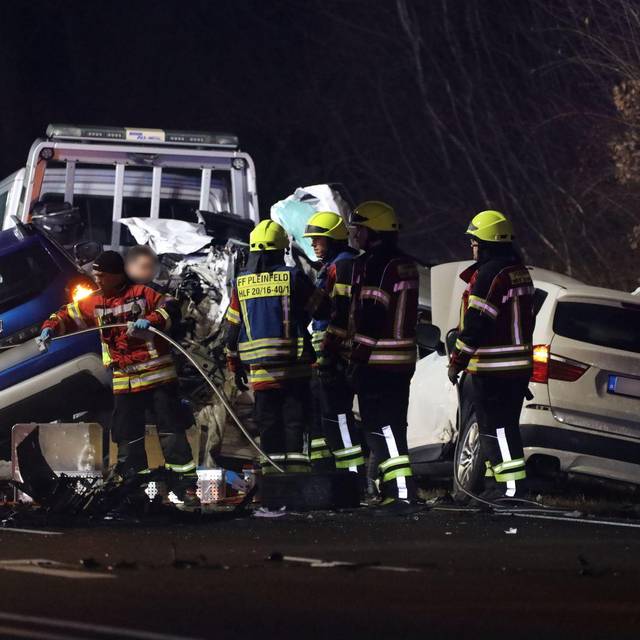Schwerer Unfall mit mehreren Fahrzeugen in Mittelfranken