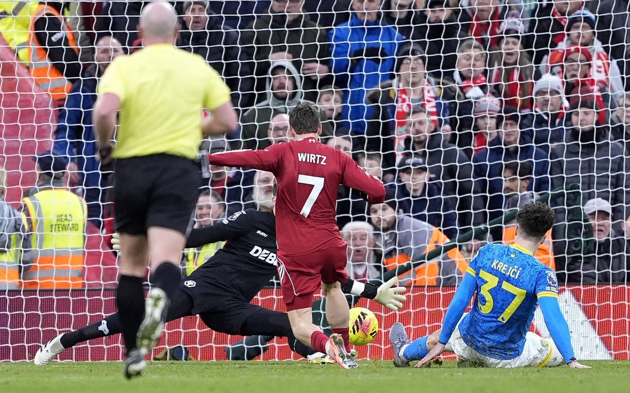 FC Liverpool - Wolverhampton Wanderers