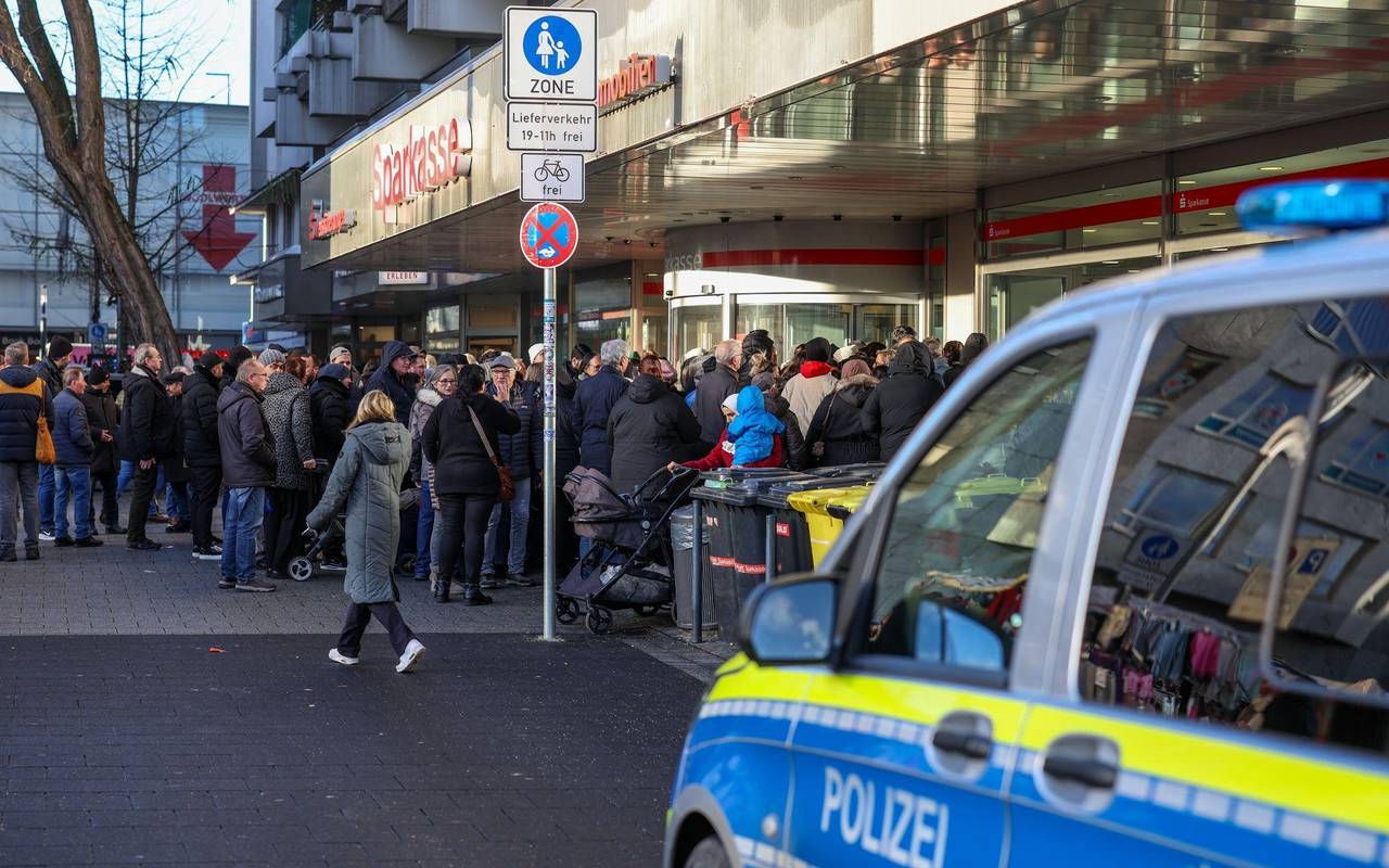 Nach dem Einbruch in den Tresorraum einer Bank