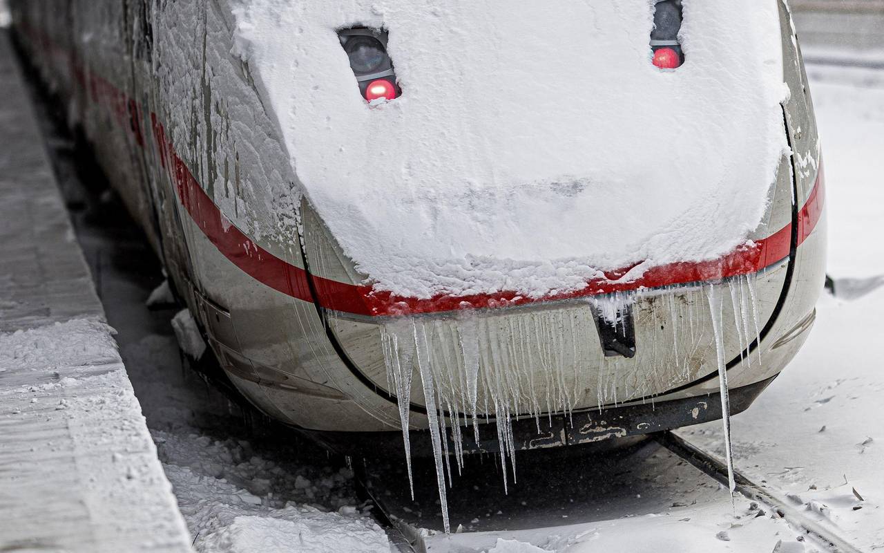 Nach Sturmtief Elli - Bahnhof Hannover