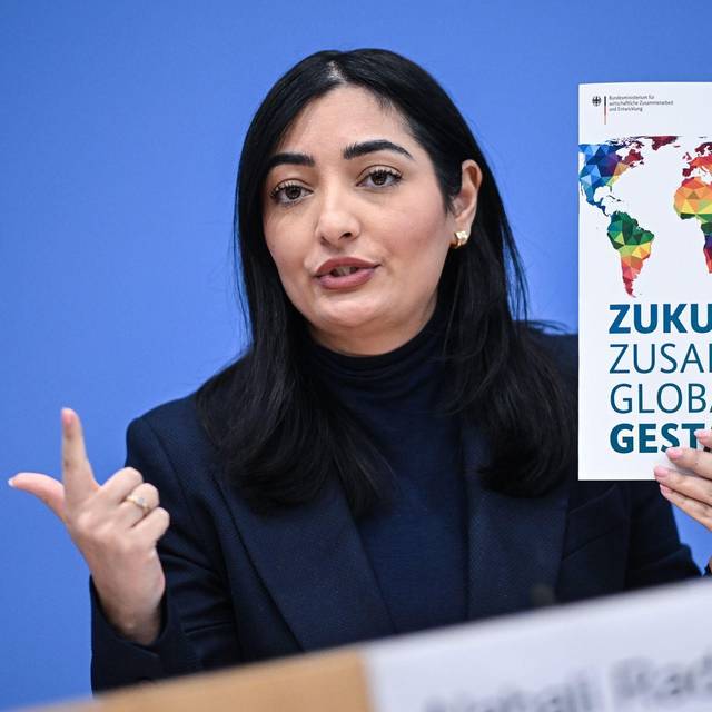 Pressekonferenz Reformplan "Zukunft zusammen global gestalten"