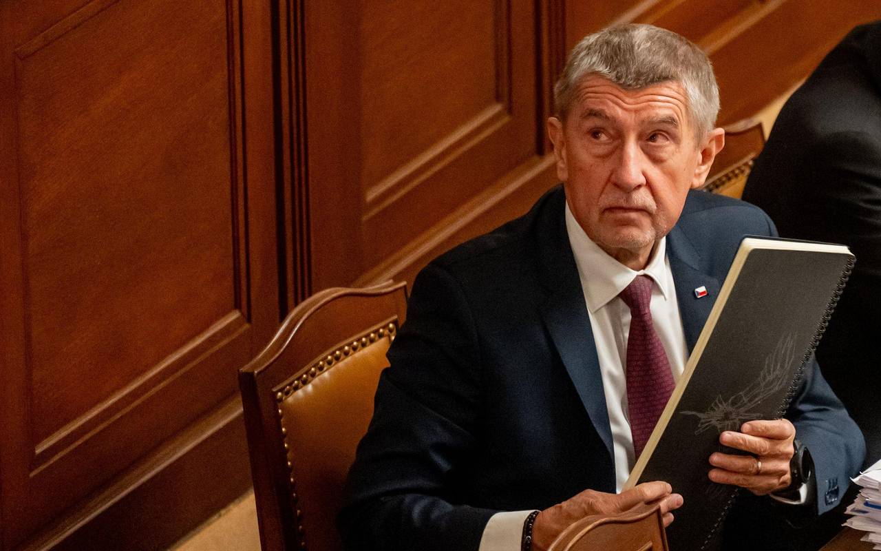 Rechte Babis-Regierung in Tschechien stellt Vertrauensfrage