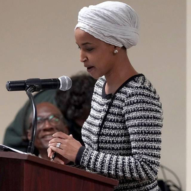 US-Abgeordnete Omar bei Auftritt in Minneapolis angegriffen