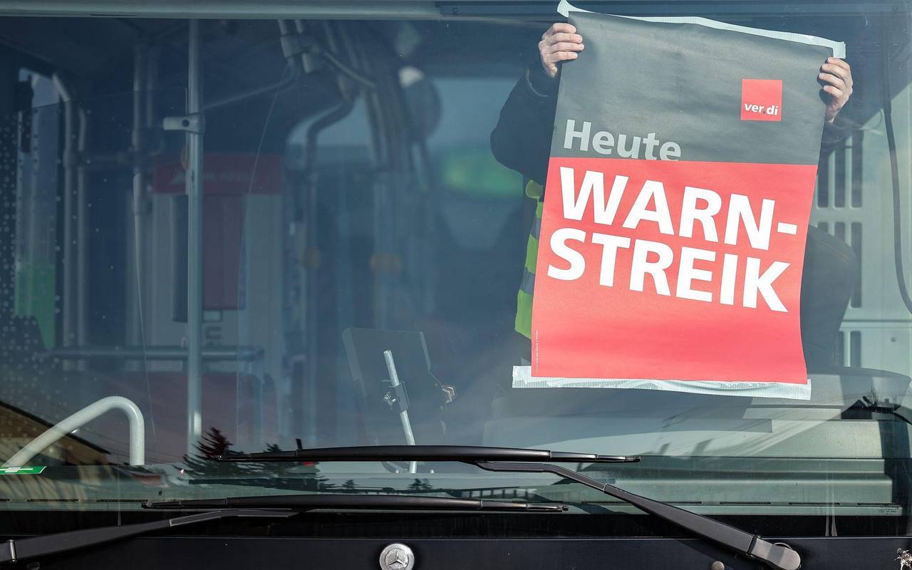 Warnstreiks im öffentlichen Nahverkehr geplant