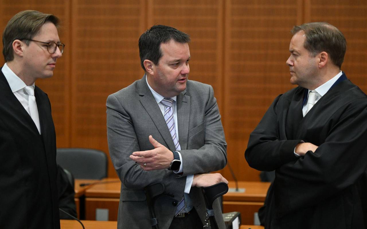 Prozess gegen den DFB und Ex-Schatzmeister Osnabrügge