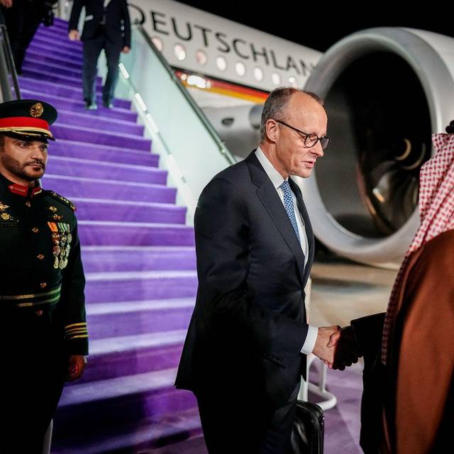 Bundeskanzler Merz reist in die Golfregion