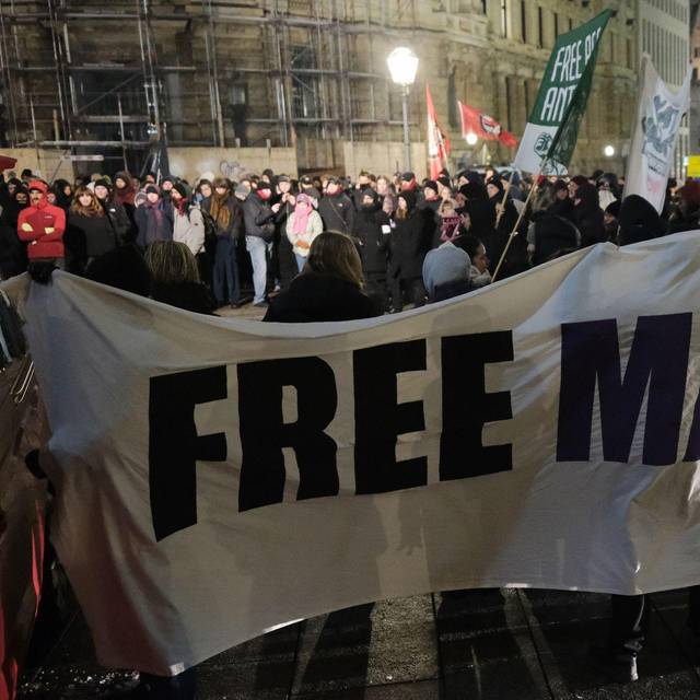 Proteste gegen Verurteilung von Maja T. in Berlin