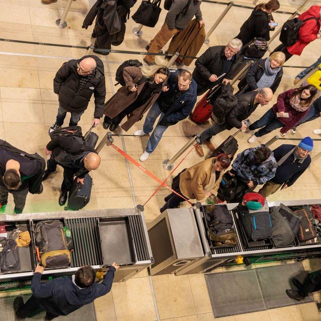 Winterwetter - Flughafen Berlin/Brandenburg
