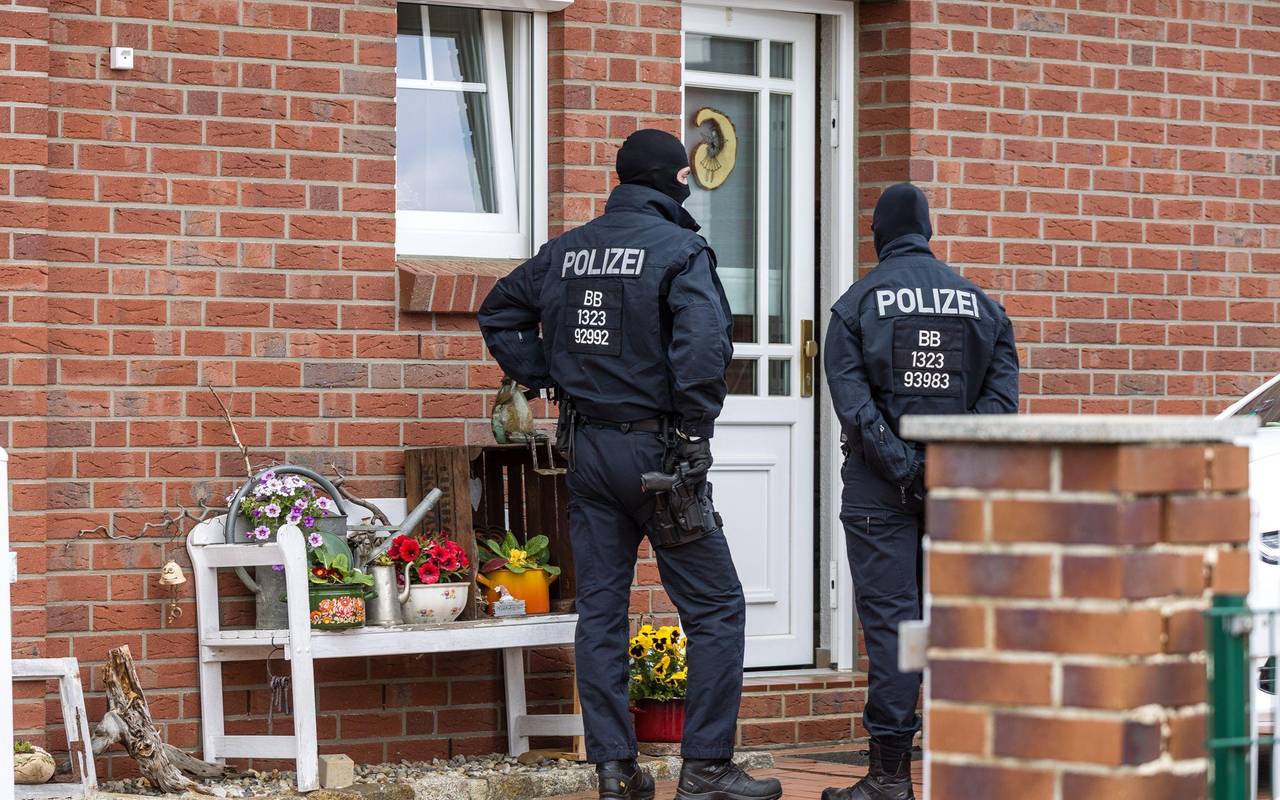 Rechte Terrorzelle? Junge Verdächtige angeklagt