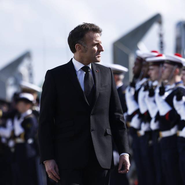 Frankreich erhöht Zahl seiner Atomwaffen