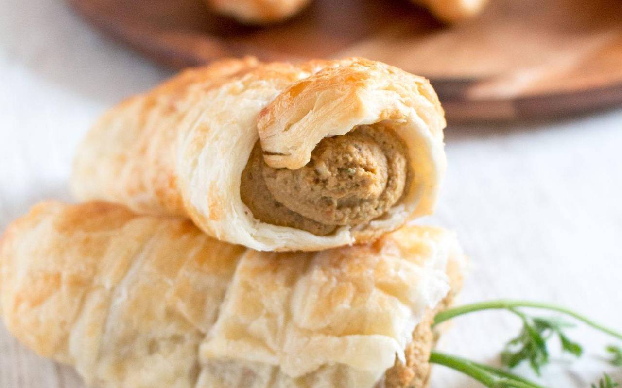 Gefüllte Möhren-Hörnchen mit Rote-Linsen-Hummus