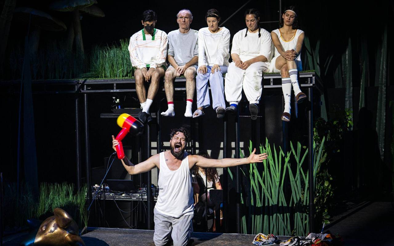 Theater Bremen - Der Zauberer von Öz – Eine Fußballtragödie"