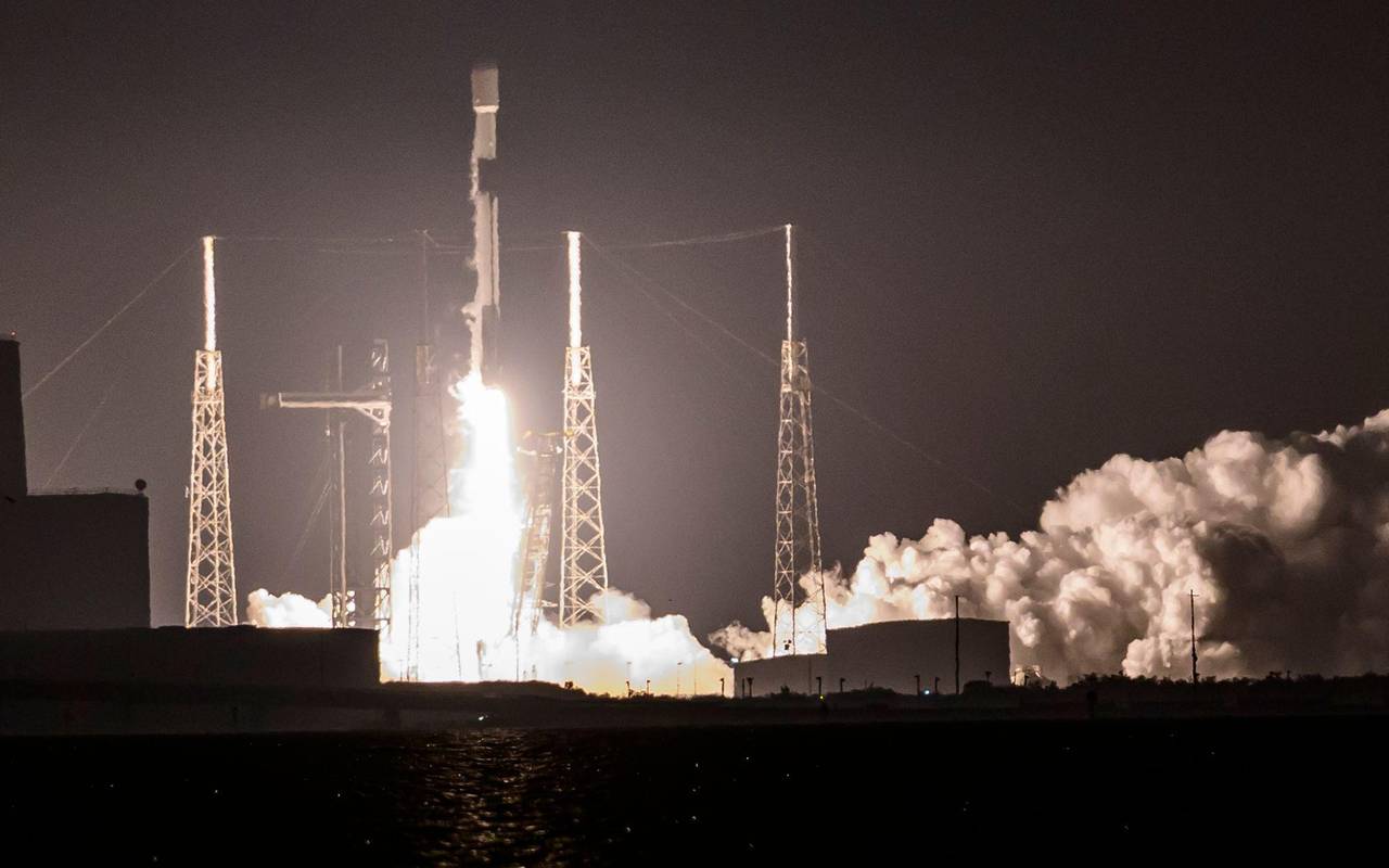 SpaceX startet die Mission Starlink 10-36