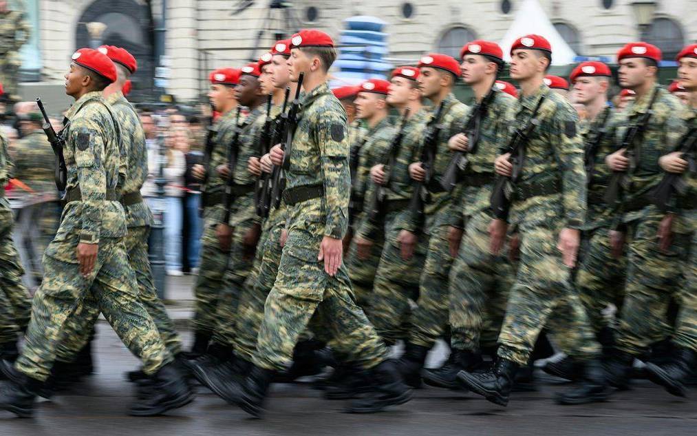 Verfassungsurteil zu Armee-Haartracht in Östereich