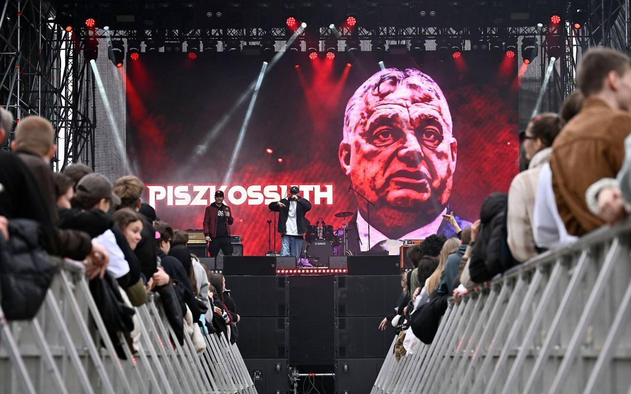 Vor der Parlamentswahl in Ungarn - Anti-Regierungskonzert