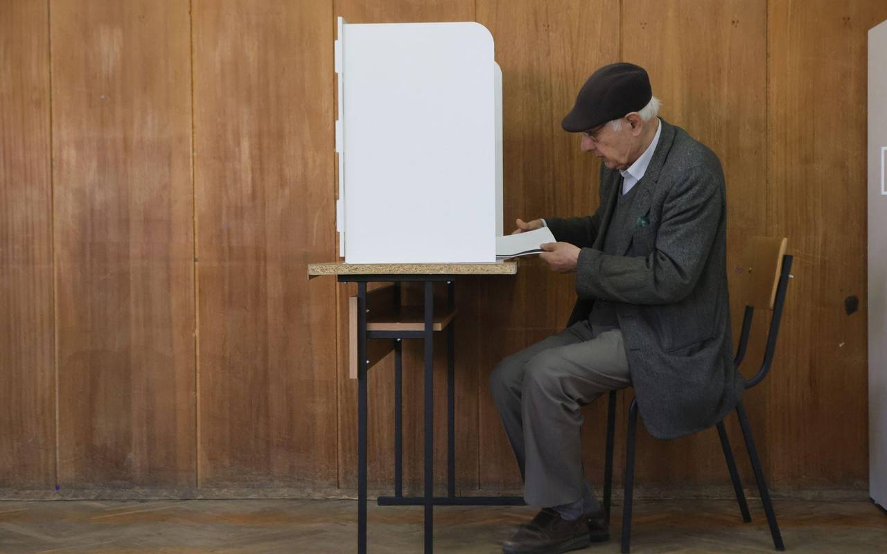 Vorgezogene Parlamentswahl in Bulgarien