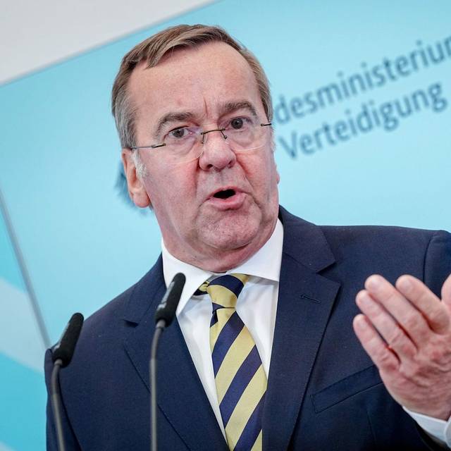 Verteidigungsminister stellt deutsche Militärstrategie vor