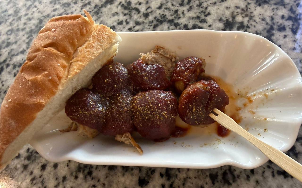 «Dieters Grill» – Nairobis erster Currywurst-Imbiss