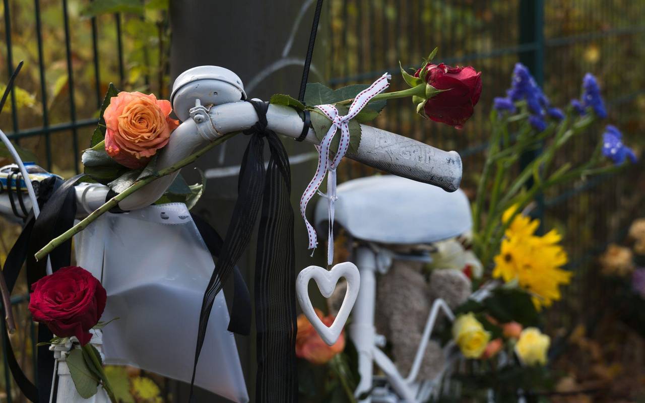 Mahnwache nach tödlichem Fahrradunfall