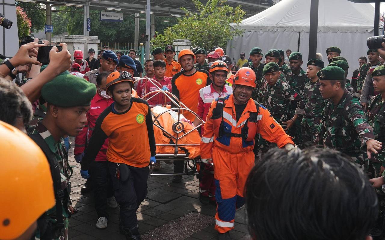 Zugunglück in Indonesien