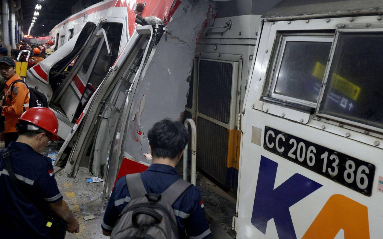 Zugunglück in Indonesien