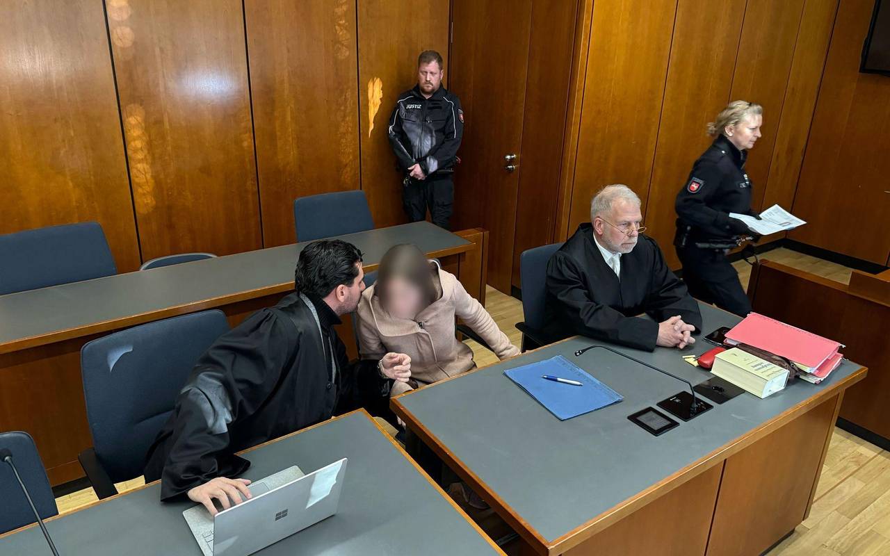 Prozess gegen Sozialarbeiterin wegen Mord an 15-Jähriger