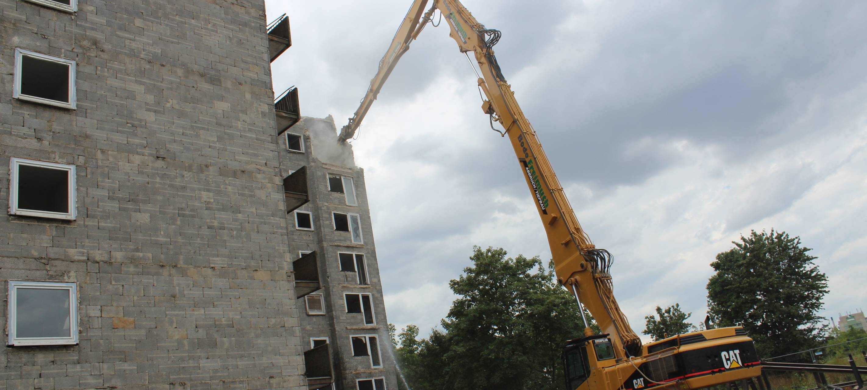 Hochhausabriss in Kerpen gestartet