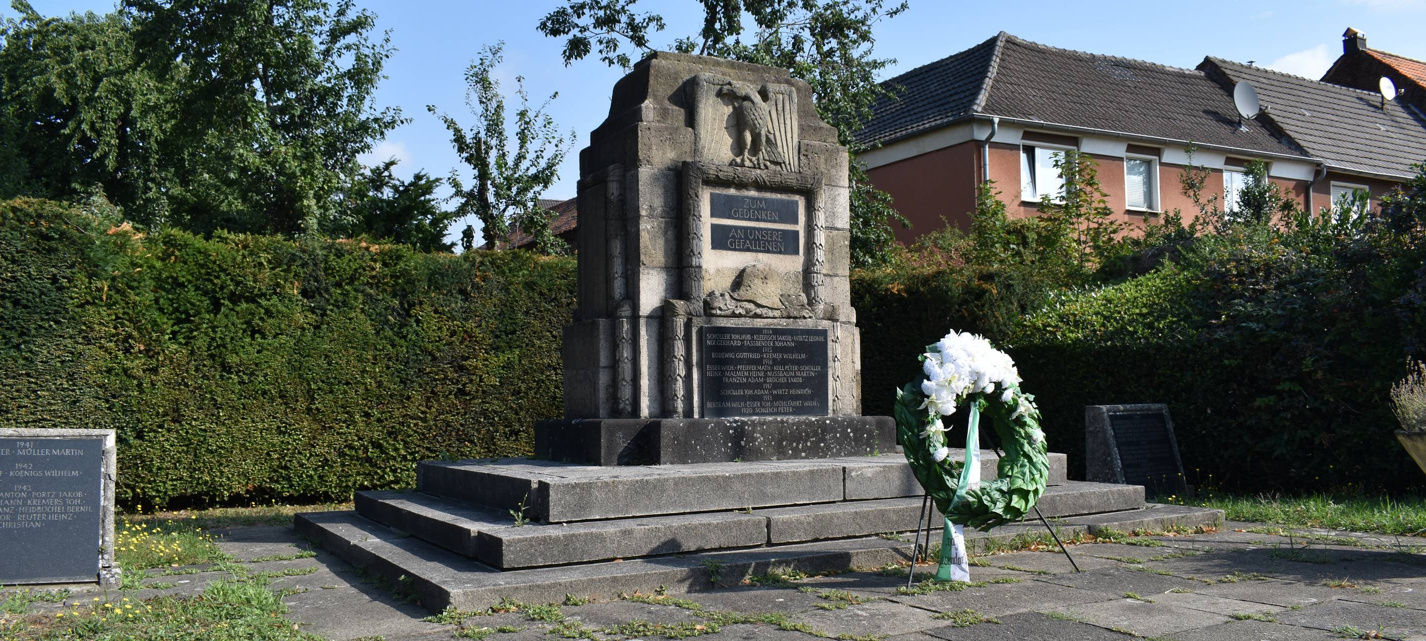 Kriegerdenkmal wird saniert