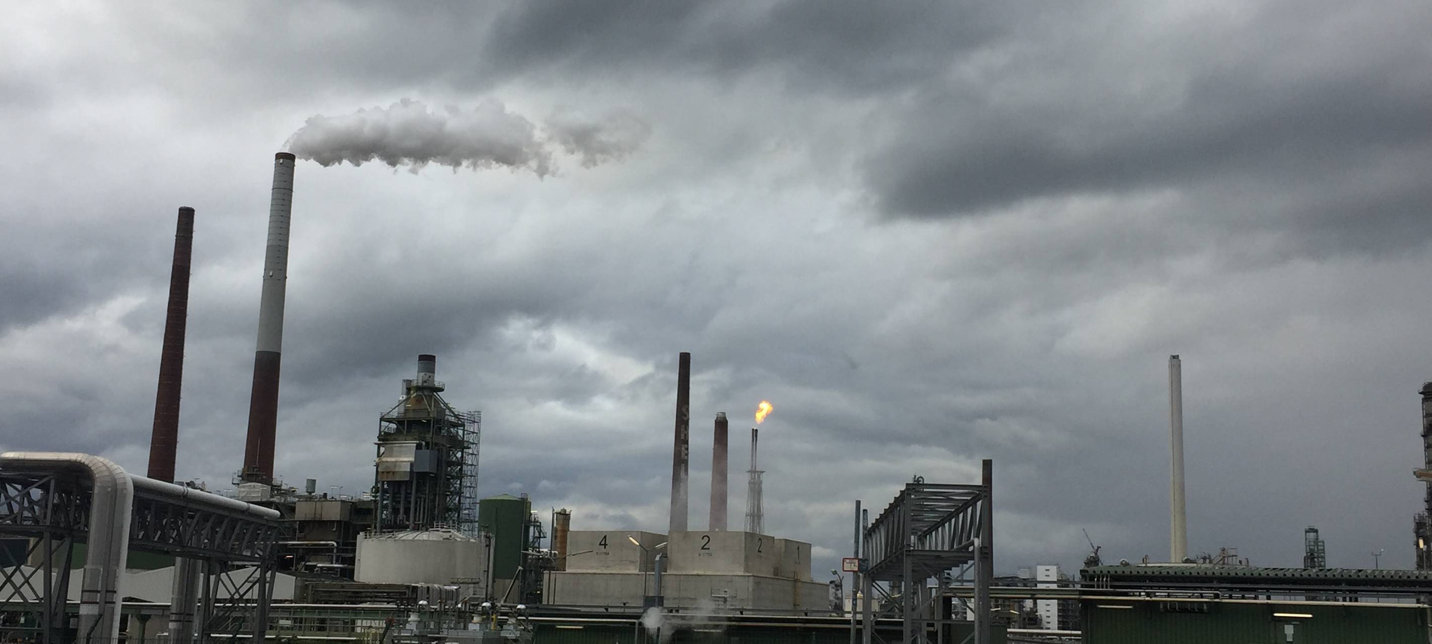 Köln/Rhein-Erft: Grüne kritisieren häufige Pannen bei Shell