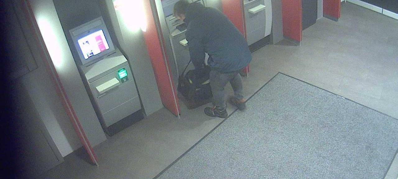 Wer kennt diesen Mann?