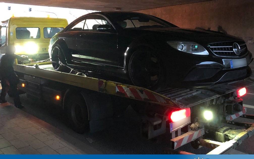 Hamburgs Protzigster Hochzeitskorso Maserati Amg R8 Polizei Stoppt Diese Ps Poser Mopo De