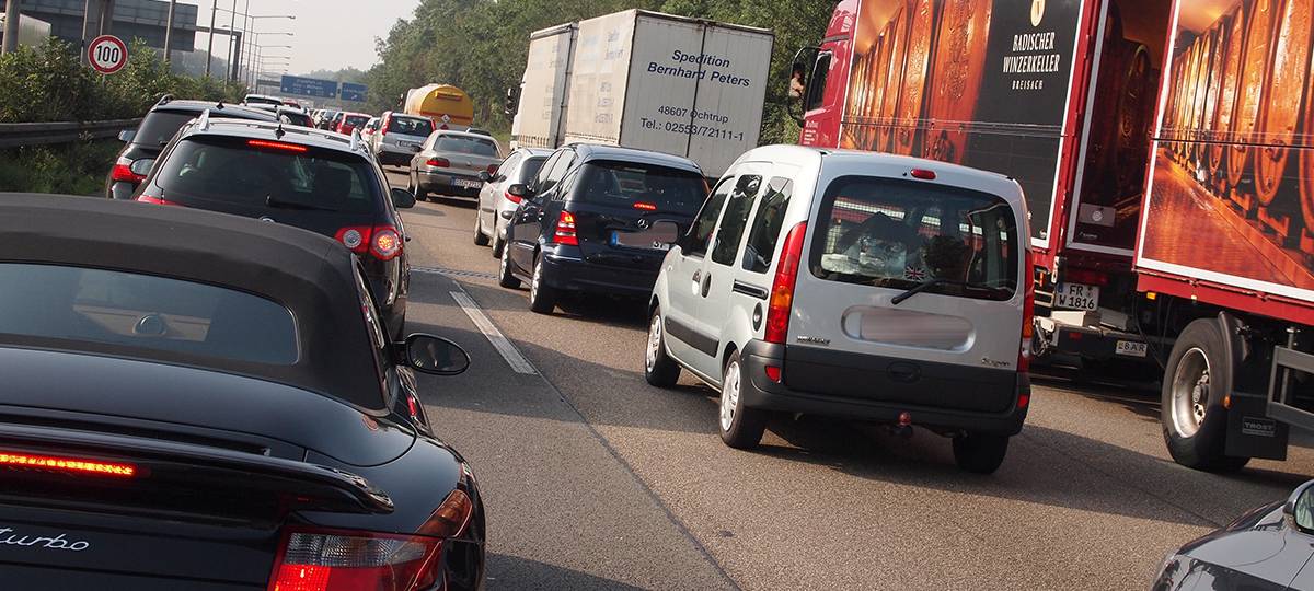 Rhein-Erft/Köln: Viel Stau nach Unfällen auf A4