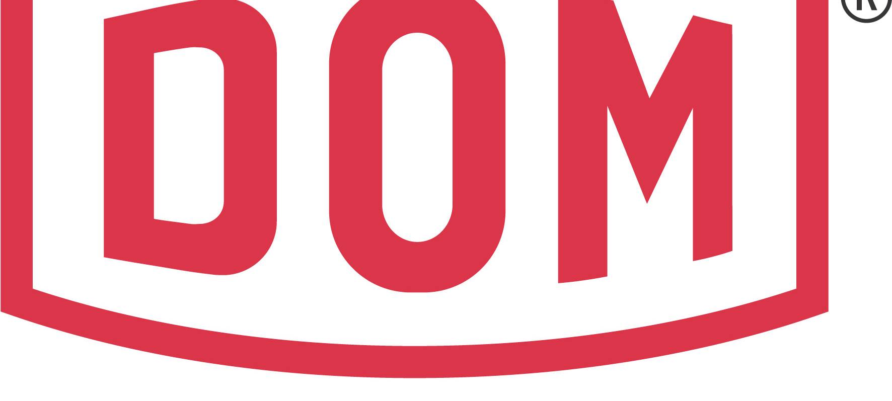 DOM-Arbeiter verteilen Berliner