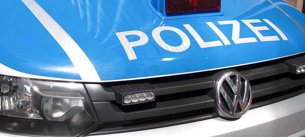Köln: Großeinsatz vor dem City-Center in Chorweiler