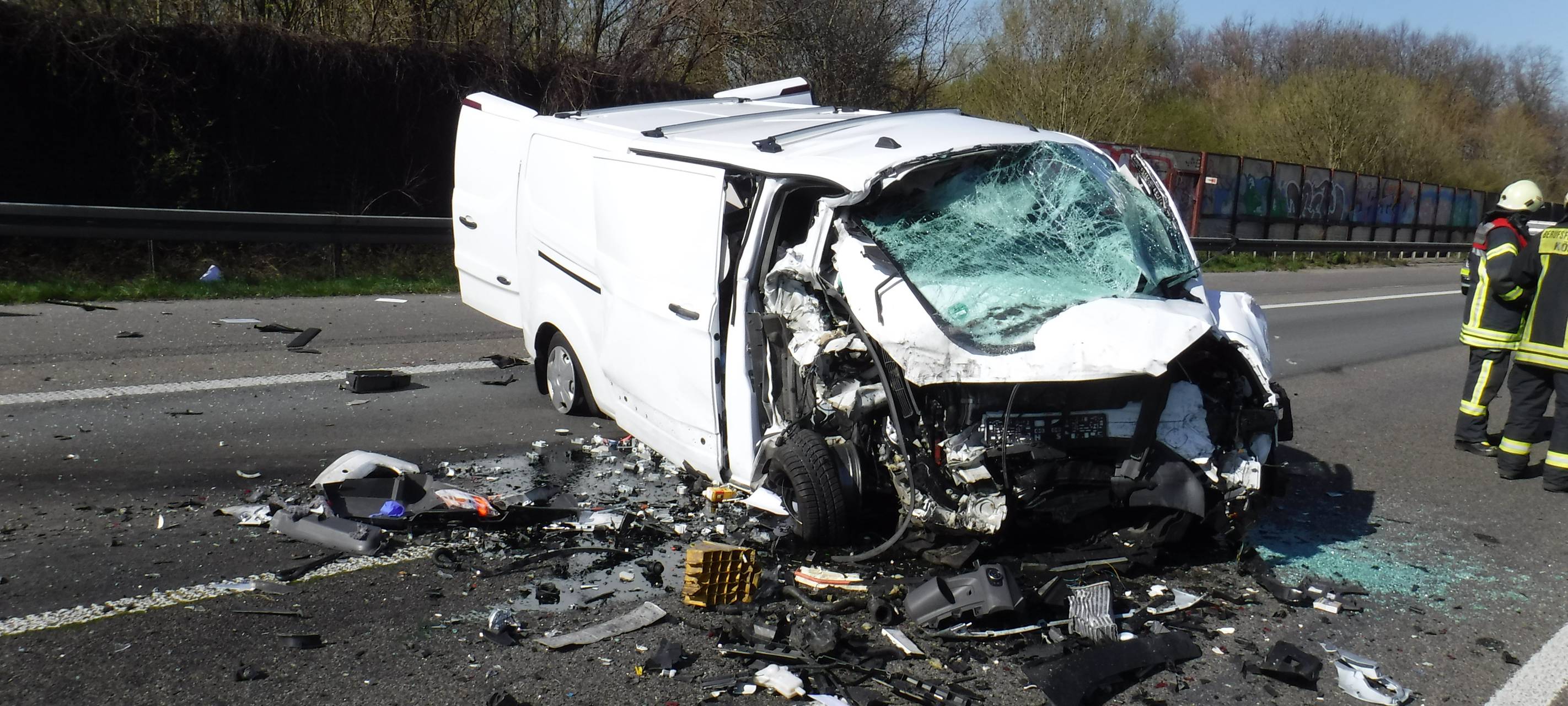 Unfall: Sperrung der A4 nach Olpe ab Eifeltor