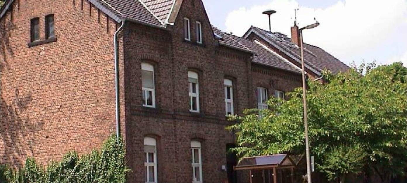 Alte Schule in Kirchtroisdorf verkauft
