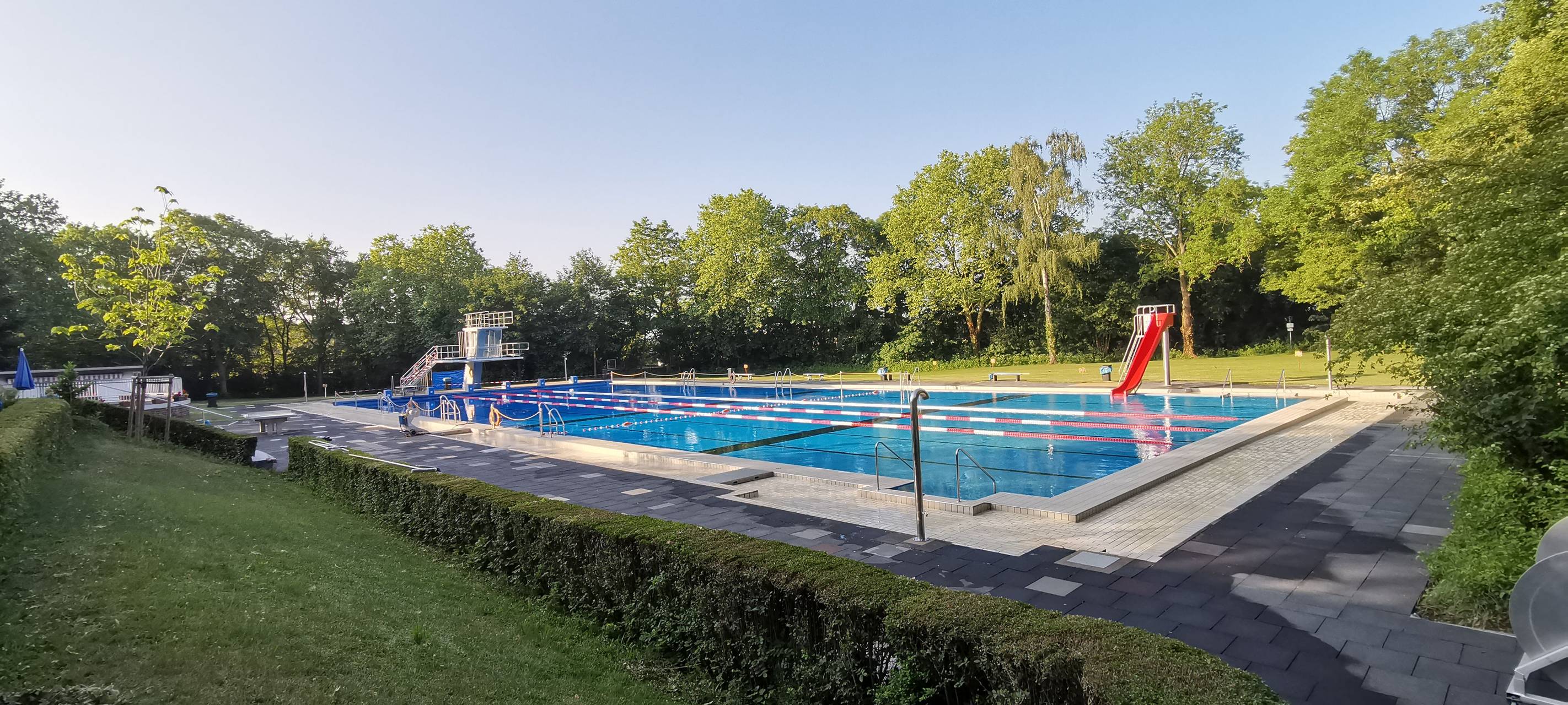 Rhein-Erft: Freibadsaison