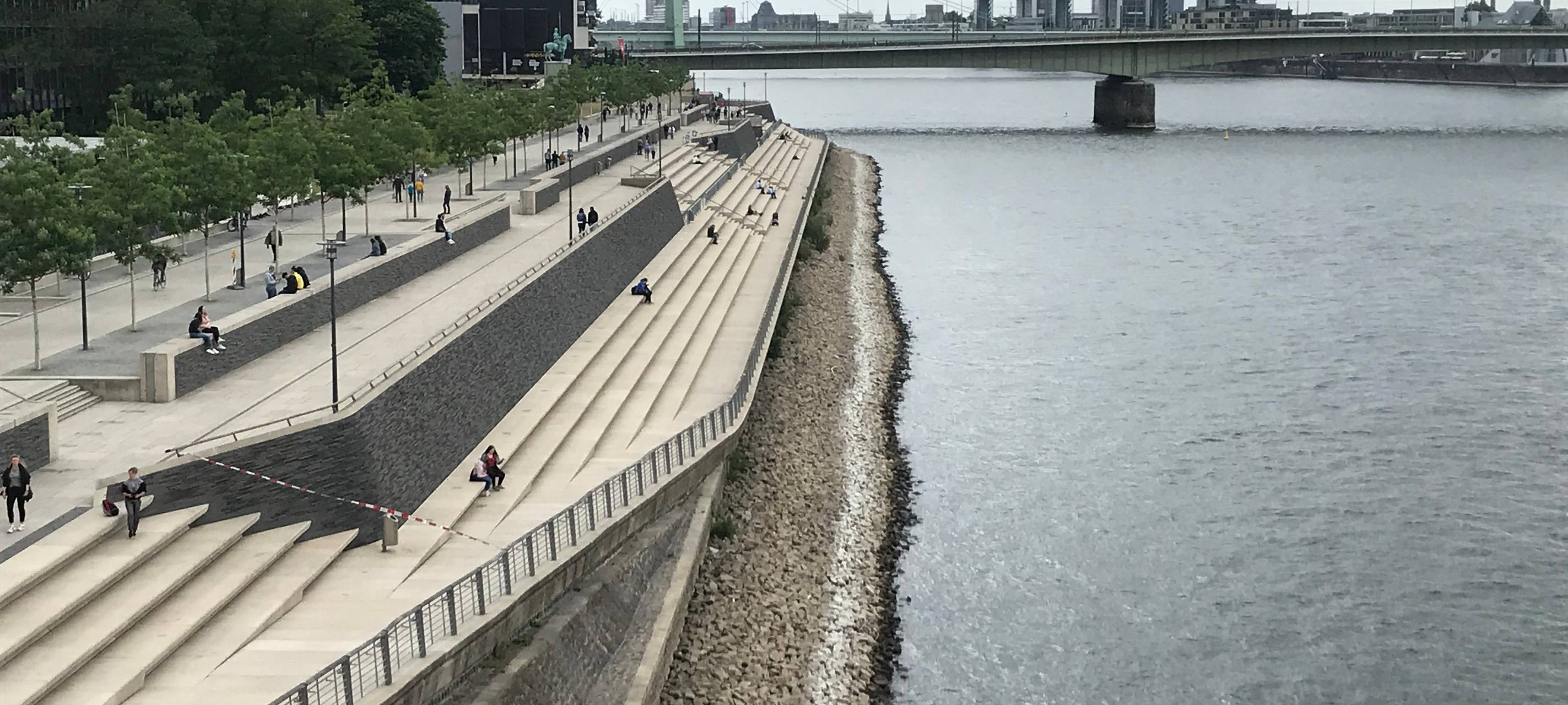 Köln: Krisenstab beschließt Alkoholkonsumverbot
