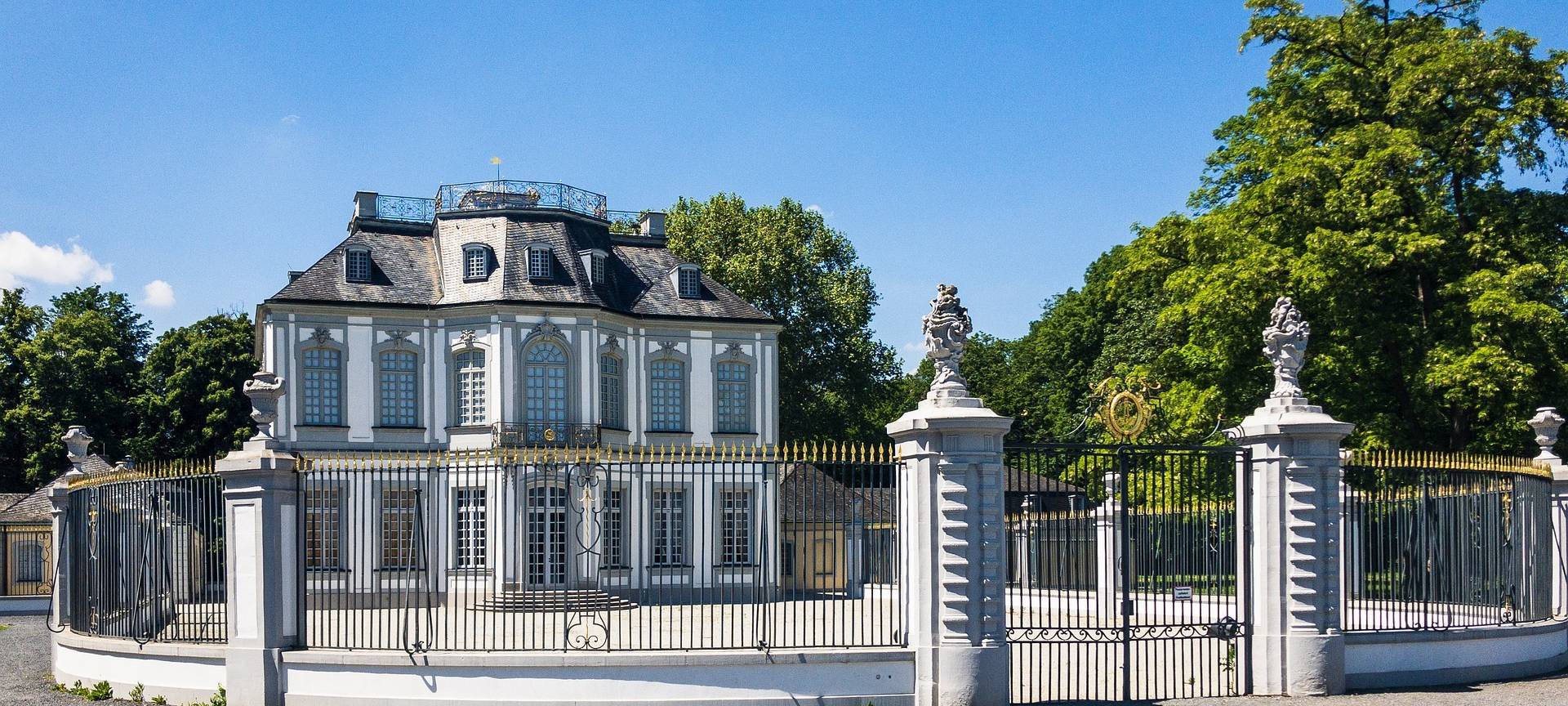 Brühler Schlösser Augustusburg und Falkenlust öffnen wieder