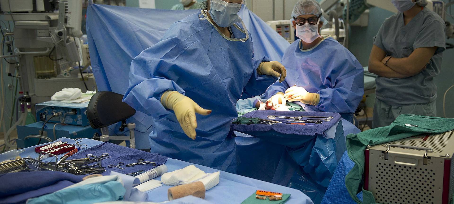 Köln: Uniklinik-Warnstreik lässt Operationen ausfallen