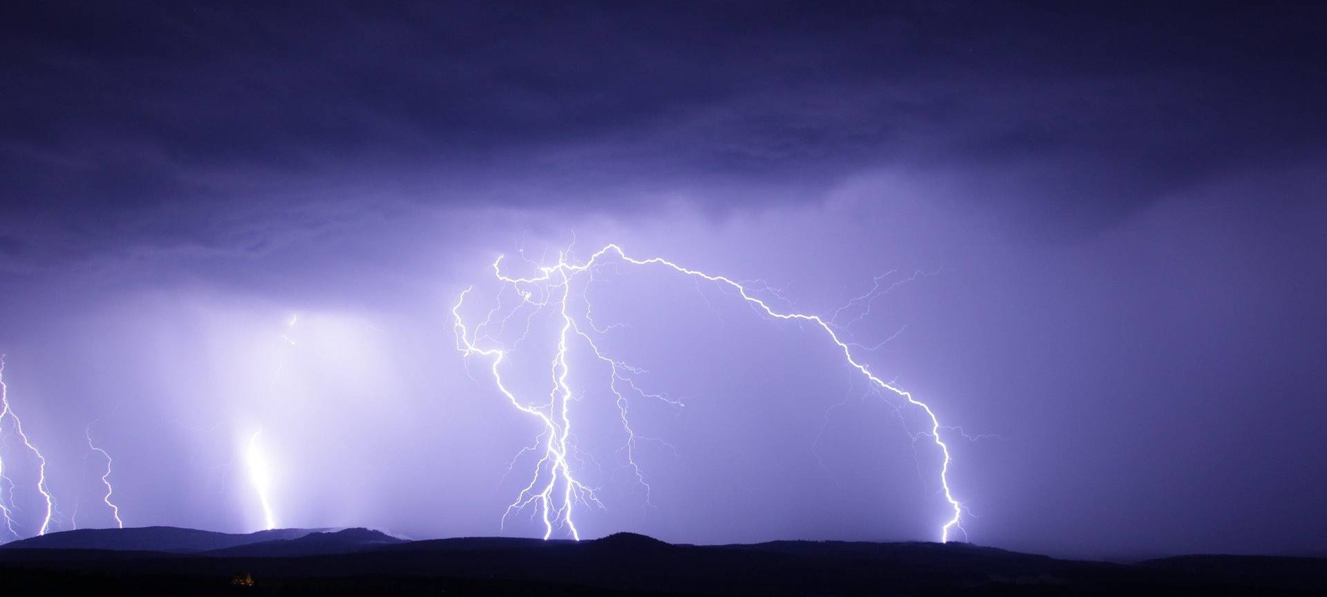 Bergheim/Bedburg: Unwetter ließ Keller volllaufen