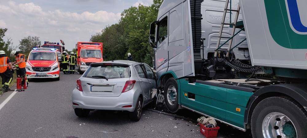 Kerpen: Tödlicher Unfall auf Bundesstraße
